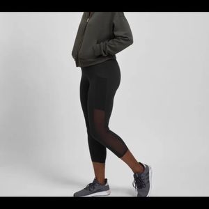 Universal standard Sid mesh’s (with pockets!) leggings